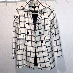 Lapel collar double breasted pea coat